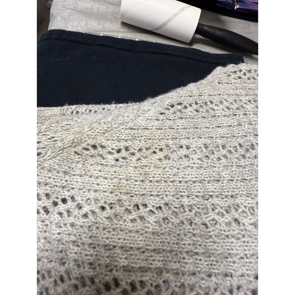 Aeropostale XL Sweater women long sleeves gray small flaw 100% acrylic - Picture 11 of 11